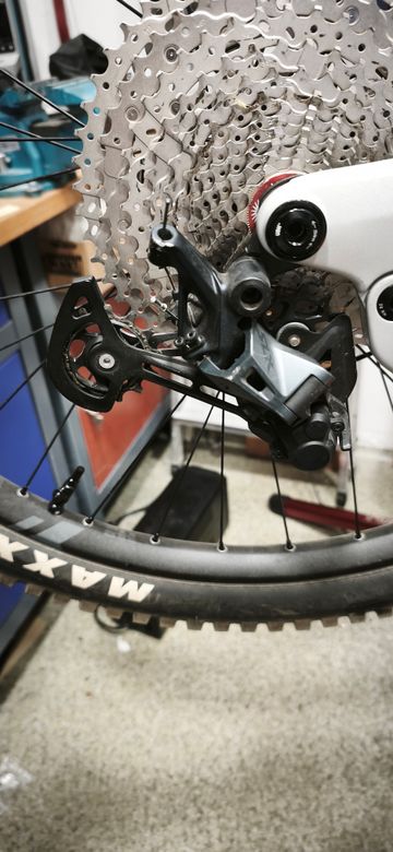 Używany Shimano SLX Derailleur 2025 Drivetrain & Pedals