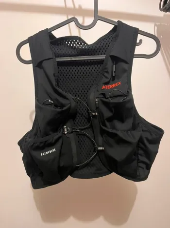 Použité Trek Terrex Gilet d’hydratation bike — obrázek 2 z 2