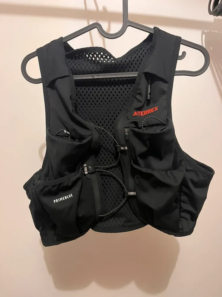 Použité Trek Terrex Gilet d’hydratation bike — obrázek 2 z 2