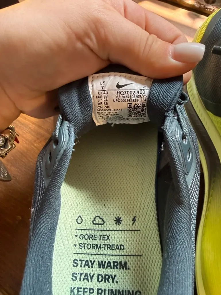 Použité Premium Vomero 18 Goretex bike — obrázek 3 z 6