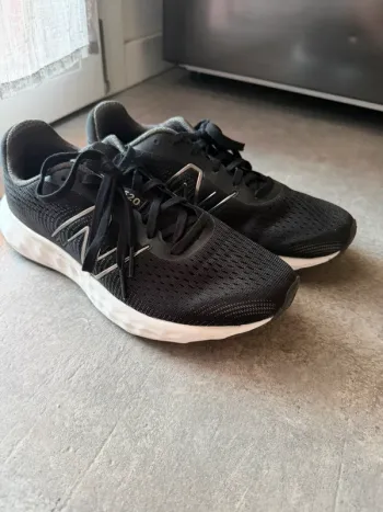Used New Balance 520 bike — image 5 of 14