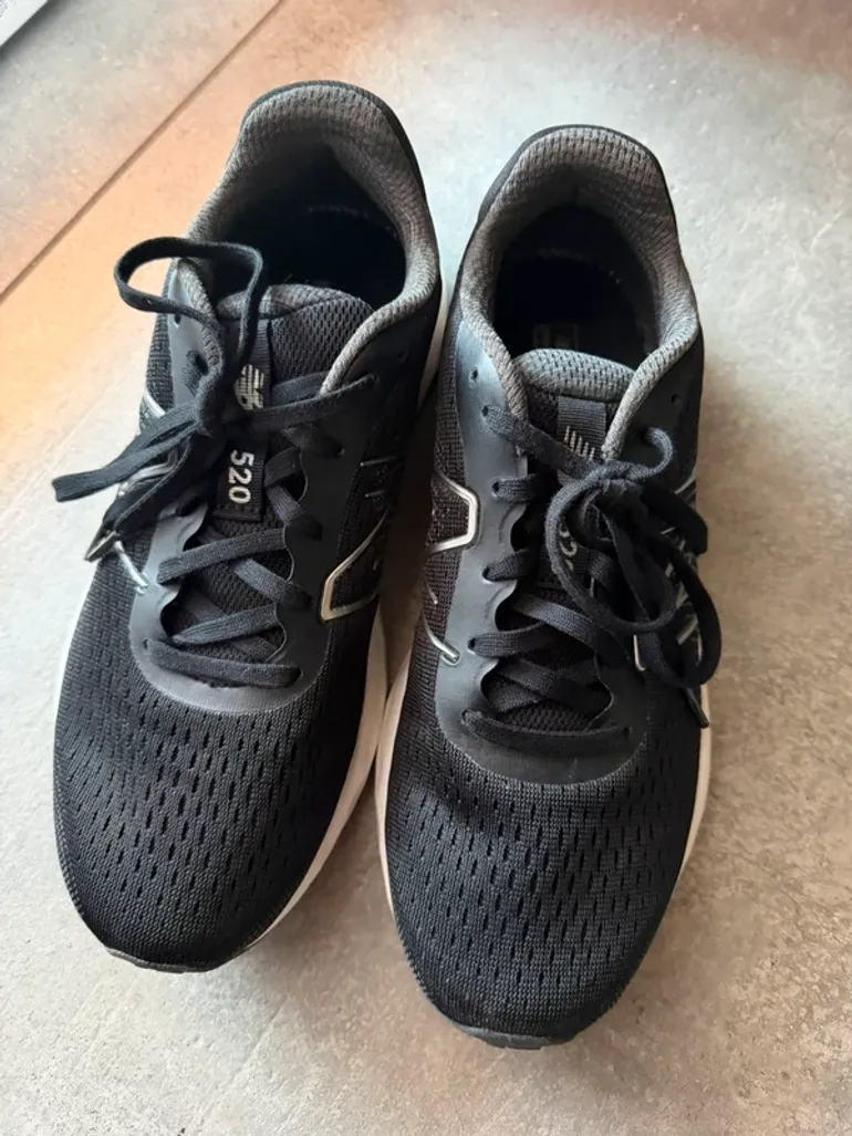 Used New Balance 520 bike — image 4 of 14