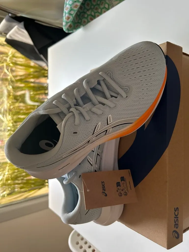 Used Asics Gel Excite 11 bike — image 3 of 4