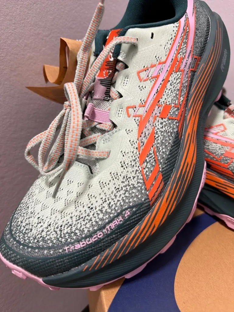 Asics Trabuco Max 4 bike d'occasion — image 2 sur 6