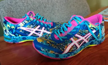 Used Asics Gel-Noosa Tri 9 bike