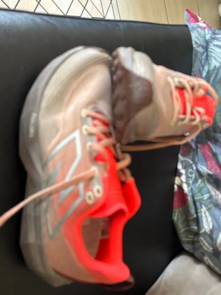 Used New Balance Fuelcell bike — image 7 of 7