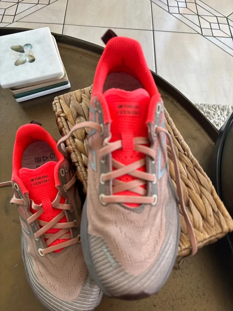 Used New Balance Fuelcell bike — image 3 of 7