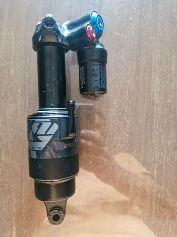Used Fox Float X2 Extra Volume 2024 bike — image 2 of 7
