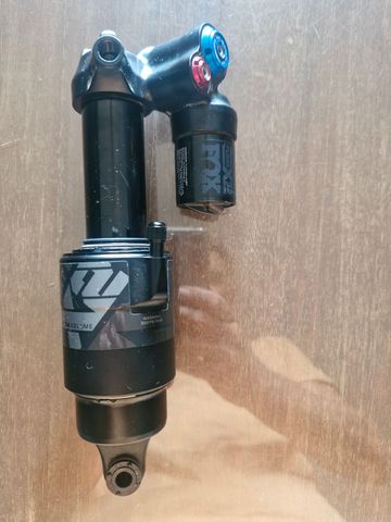 Used Fox Float X2 Extra Volume 2024 bike — image 2 of 7