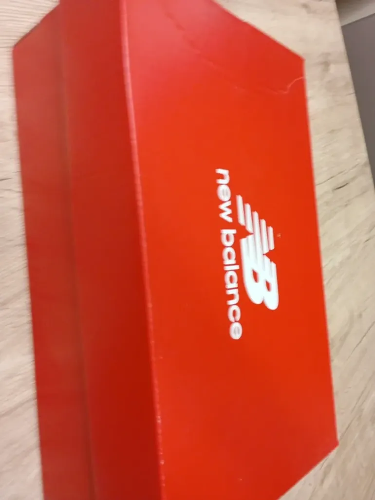 Used New Balance Fresh Foam More Trail 38 bike — image 12 of 12