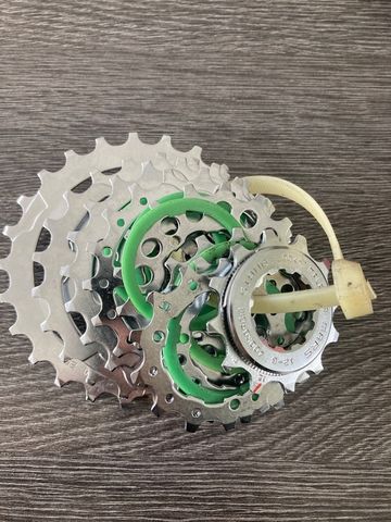 Cassette Miche 9v 12-25 Drivetrain & Pedals de segunda mano