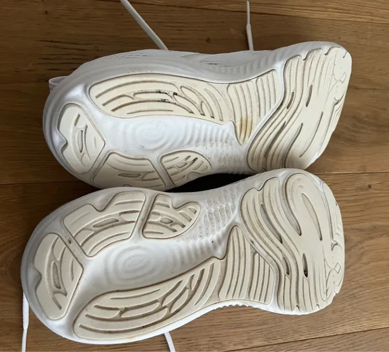 Used Brooks Glycerin GTS 22 bike — image 5 of 9