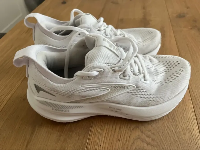 Used Brooks Glycerin GTS 22 bike — image 7 of 9