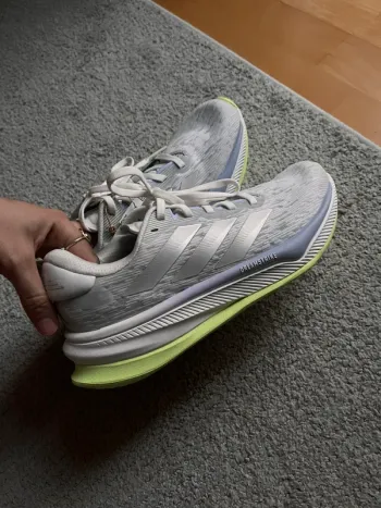 Tweedehands Adidas Laufschuhe bike