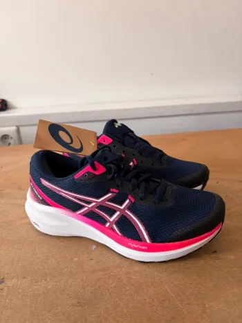 Używany Asics Gel Phoenix 13 bike
