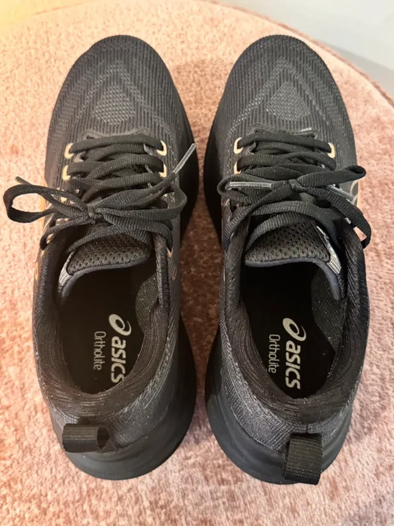 Premium ASICS GEL-SAIUN 3 bike usato — immagine 4 di 6