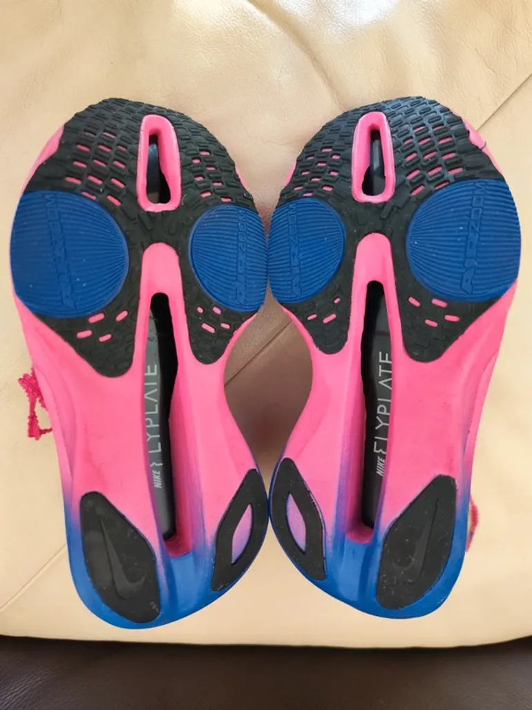 Used Nike Air Zoom Alphafly Next 3 bike — image 4 of 7