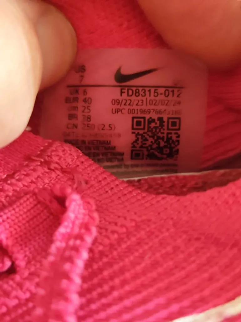 Used Nike Air Zoom Alphafly Next 3 bike — image 6 of 7
