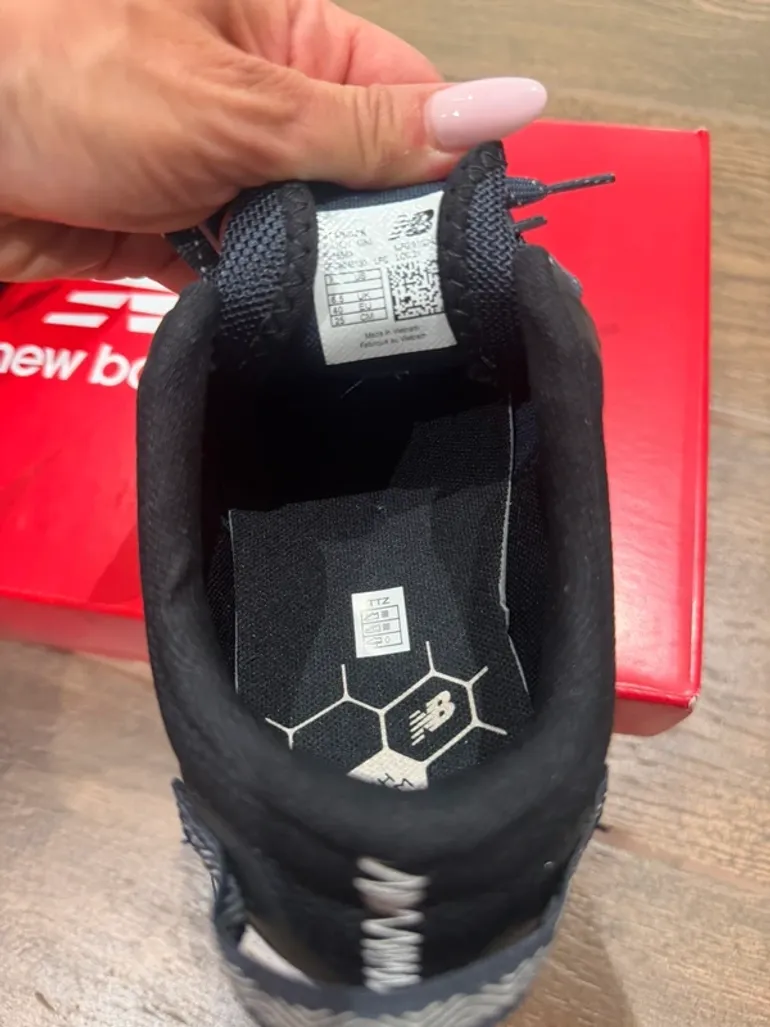 Used New Balance Fresh Foam bike — image 3 of 6
