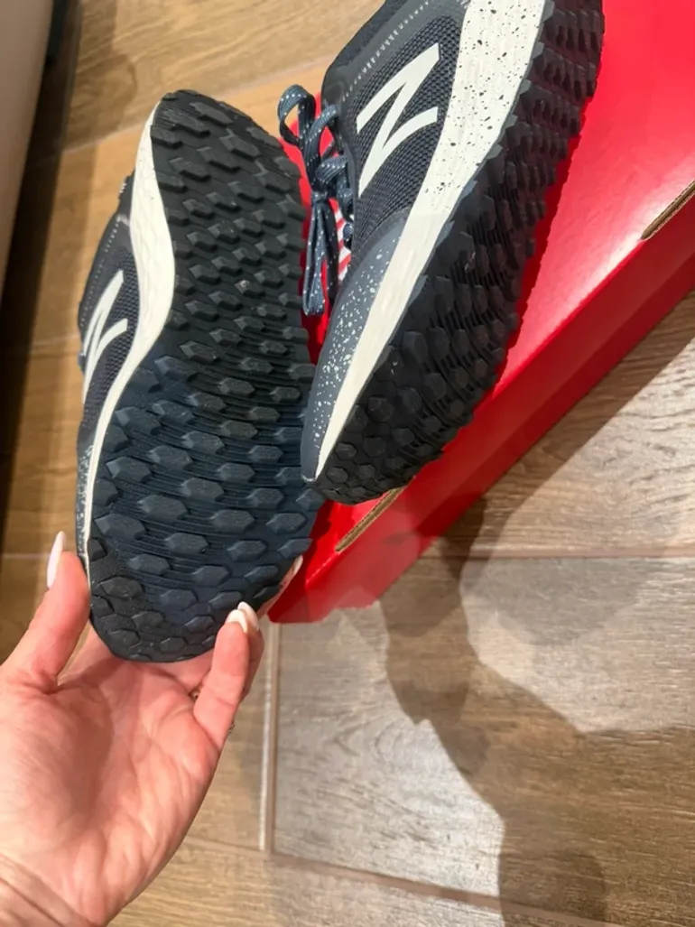 Used New Balance Fresh Foam bike — image 5 of 6
