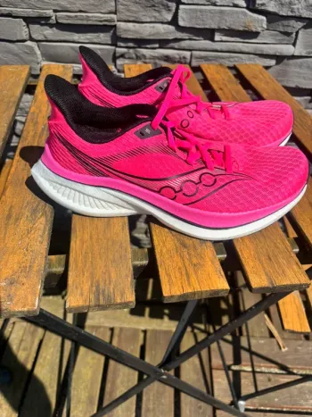 Tweedehands Saucony Endorphin Speed 5 bike — afbeelding 2 van 6