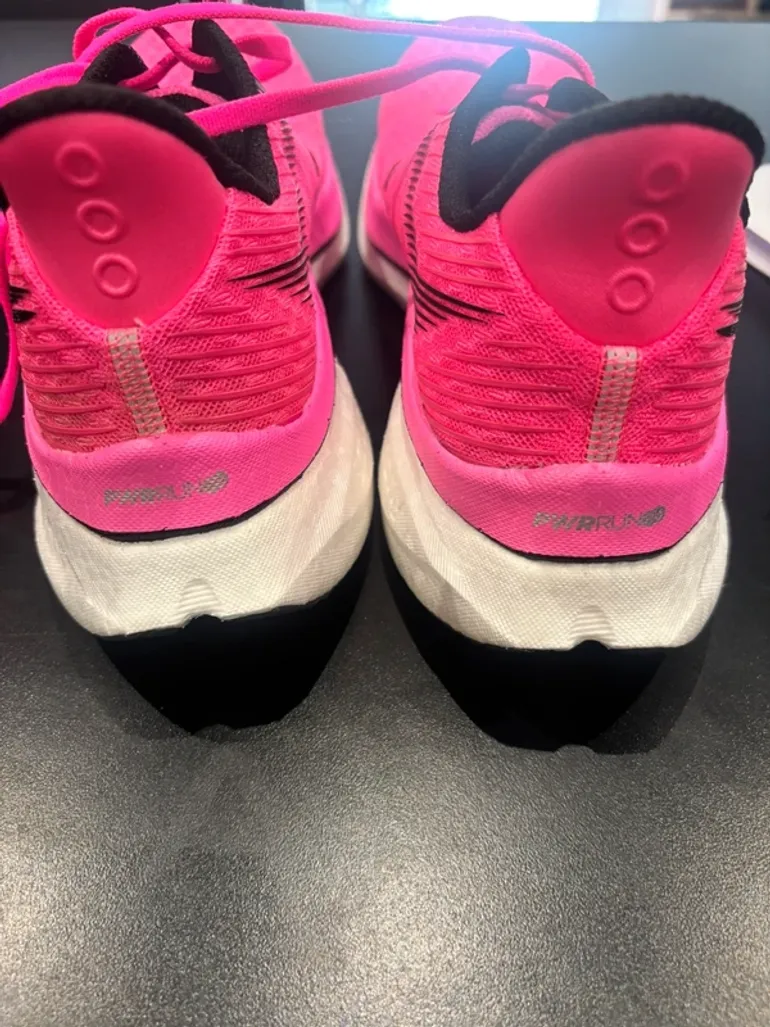 Tweedehands Saucony Endorphin Speed 5 bike — afbeelding 3 van 6