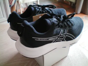 Used Asics GEL bike — image 3 of 6