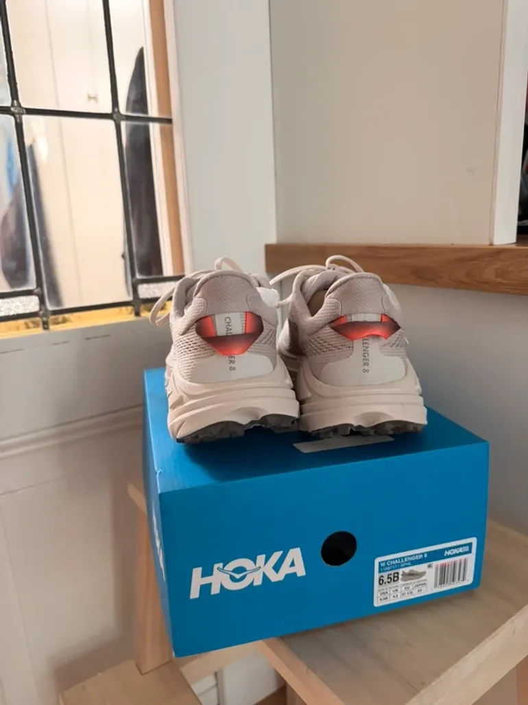 Hoka Challenger 8 bike d'occasion — image 5 sur 6