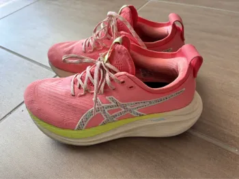 Asics Gel Nimbus 27 bike de segunda mano