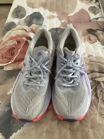 Used Asics Superblast 2 bike — image 2 of 4