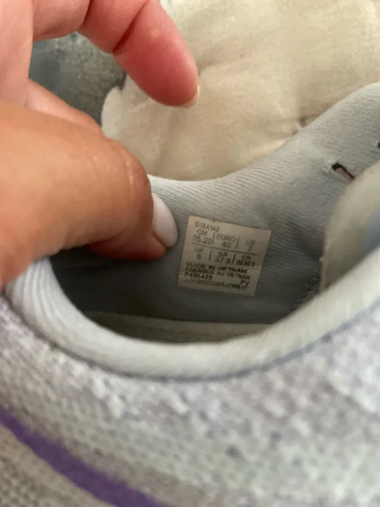 Used Asics Superblast 2 bike — image 3 of 4