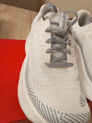 Used New Balance Fresh Foam More Trail bike — image 5 of 15