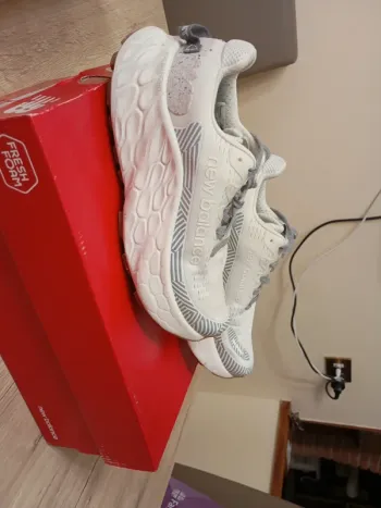 Used New Balance Fresh Foam More Trail bike — image 8 of 15