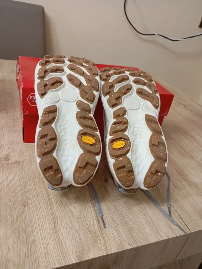 Used New Balance Fresh Foam More Trail bike — image 6 of 15