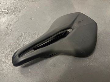 Tweedehands Specialized Power Comp Saddle bike — afbeelding 1 van 2