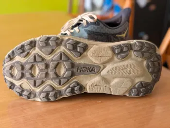 Hoka Challenger ATR 7 bike d'occasion — image 2 sur 6