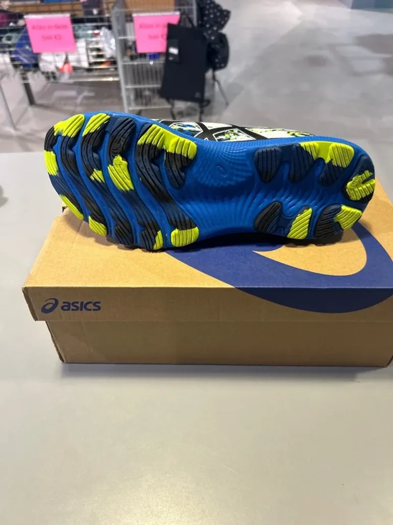 Used Asics Gel-Nimbus 24 bike — image 3 of 5