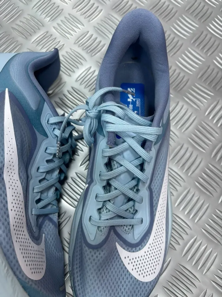 Tweedehands Nike Zoom Fly 6 bike — afbeelding 2 van 9
