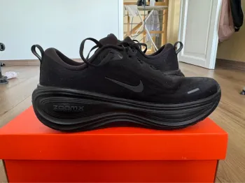 Tweedehands Nike Vomero Plus bike — afbeelding 6 van 9