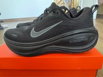 Tweedehands Nike Vomero Plus bike — afbeelding 5 van 9