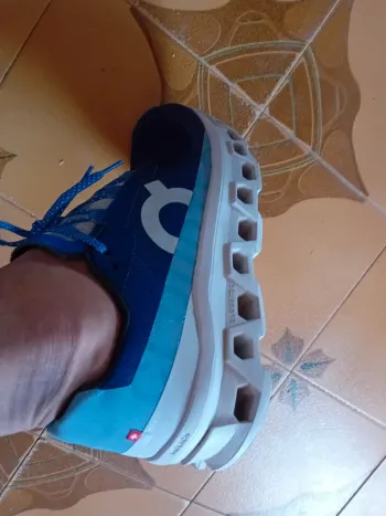 On Running On Cloud bike de segunda mano — imagen 2 de 3