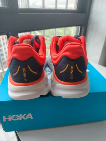 Tweedehands Hoka Bondi 9 bike — afbeelding 4 van 5