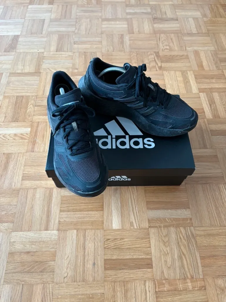 Adidas Adizero Aruku bike d'occasion — image 4 sur 7