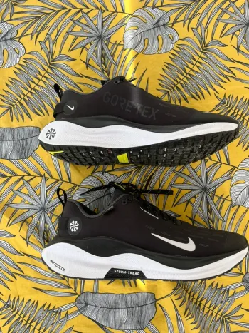 Gebrauchtes Nike Infinity RN 4 Gore-Tex bike — Bild 2 von 3