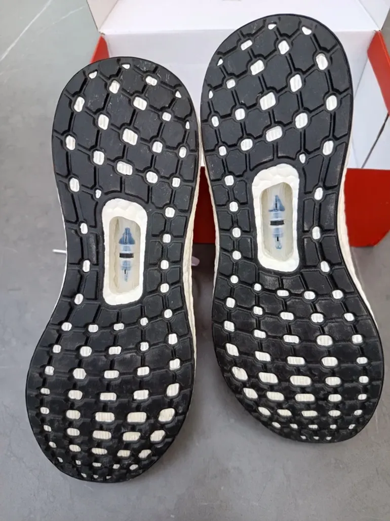 Adidas Sport Shoes Size 42 bike d'occasion — image 4 sur 5