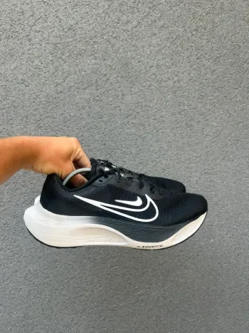 Gebrauchtes Nike Zoom Fly 5 bike — Bild 2 von 11