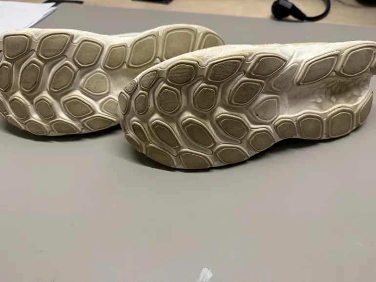Used New Balance Fresh Foam X More v4 bike — image 2 of 3