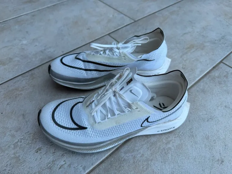 Nike ZoomX Streakfly bike d'occasion — image 4 sur 8