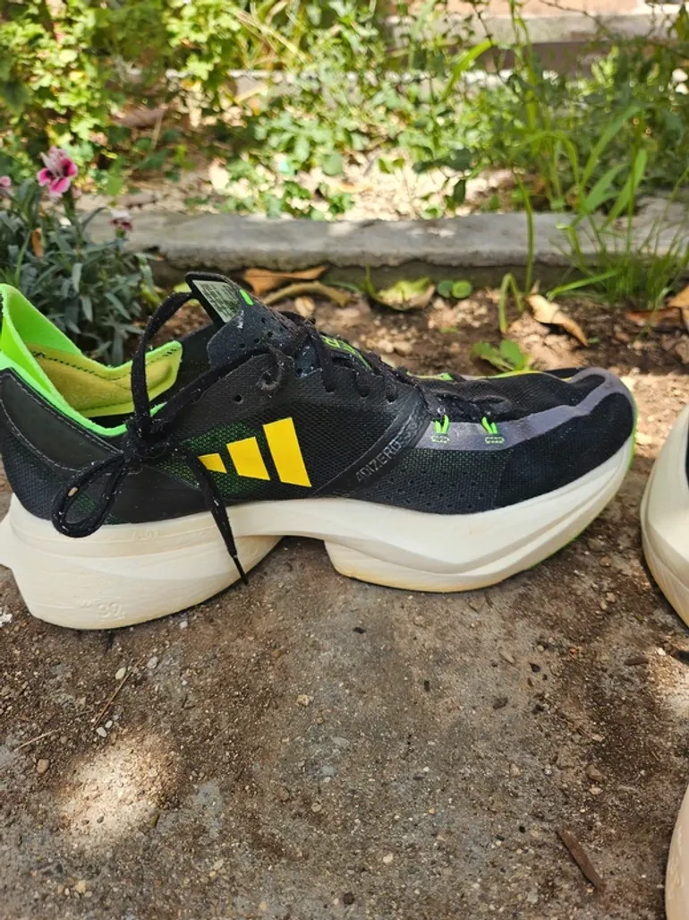 Adidas Adizero Adios Pro 3 bike d'occasion — image 8 sur 9