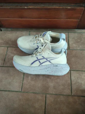 Asics Gel-Nimbus 27 bike d'occasion